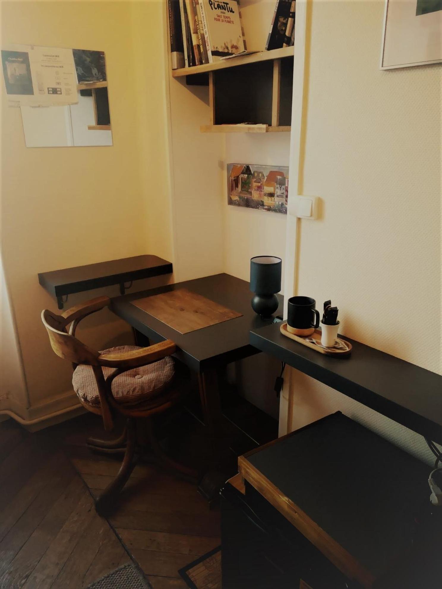 Chambres Avec Salle De Bains Et Cuisine En Centre Ville 克勒斯河畔阿让通 外观 照片